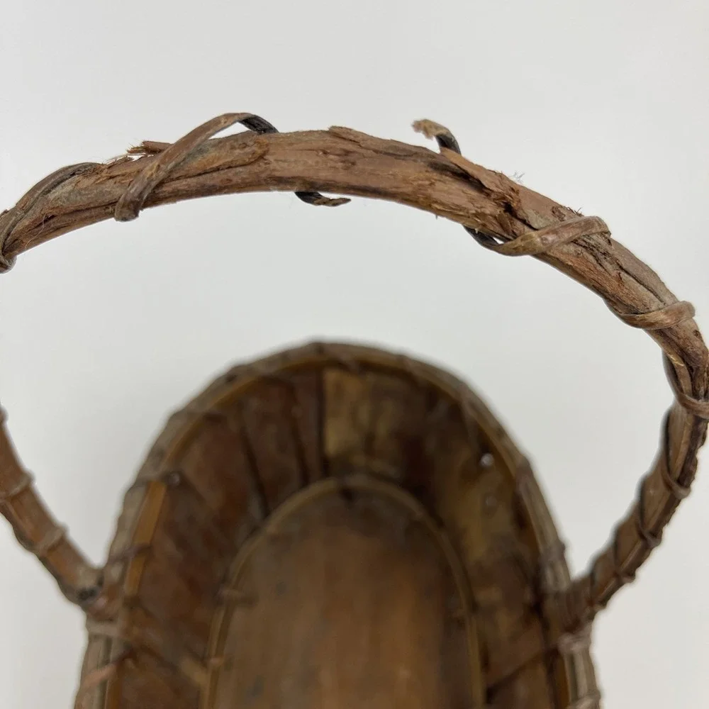 Rustic Natural Tree Bark Gathering Basket with‎ Handle Oval Primitive Wood Decor